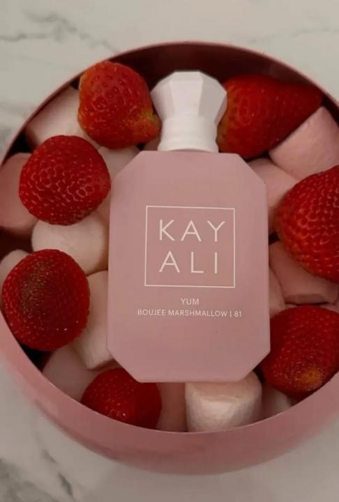 KAYALI YUM BOUJEE MARSHMALLOW 81 LONG LASTING